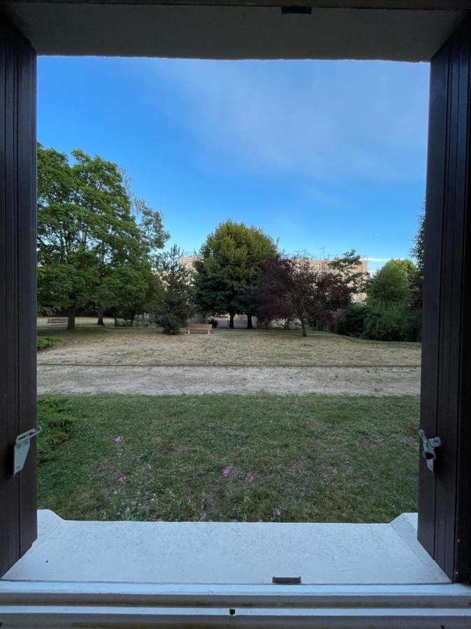 Apartment Aux Portes De Paris